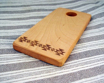 Personalized Beech Cutting Board, Traditional and Rustic Cutting Board, Engraved Wooden Cutting Board, Kitchen Chopping Board
