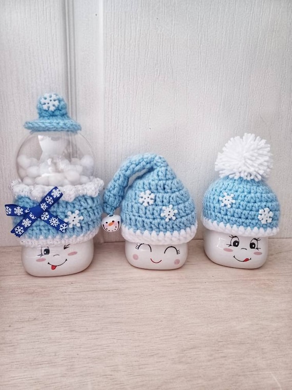 Crochet Christmas marshmallow mug hats, mug topper, Christmas, decor, tiered tray, winter, snowman bell, snowman hat, snowglobe, gumball