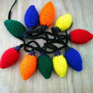 Christmas light garland, crochet light garland, crochet Christmas lights, crochet Christmas light bulbs, crochet light strand garland,
