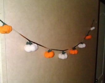 Pumpkin garland, crochet fall decor, crochet pumpkin decor, crochet pumpkin garland, crochet pumpkin garland decor