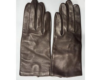 Lord & Taylor Gloves  Size 8    Kid Leather Silk-Lined  Dark Brown