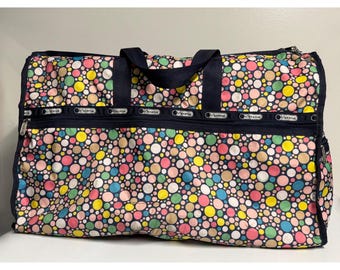 LeSportsac Stor Weekender Duffelväska Flerfärgad Prickig Marinblå Resbagage