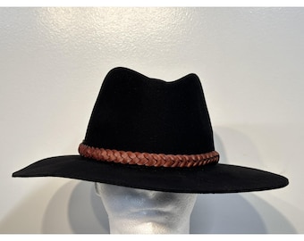 Goorin Western Fedora Liten Svart Filthatt med Rostig Brätte, Droppformad Krona, 55 cm