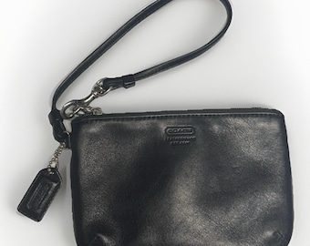Coach Leatherware 1941 Wristlet Y2K Black Leather Embossed Hand Tag