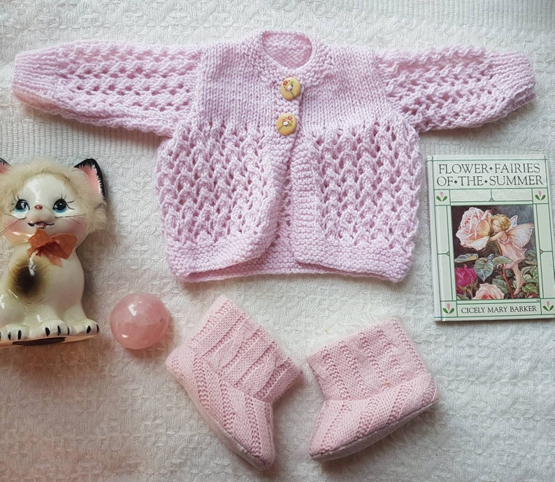 Vintage hand knitted baby cardigan 0-3 months