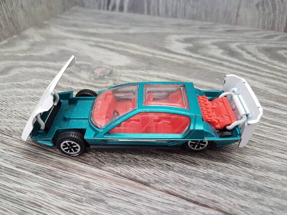 dinky car