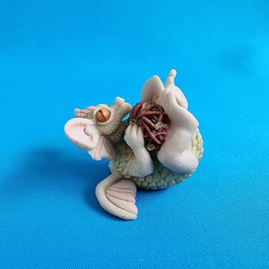 Vintage Enchantica Dragon Figur: Kleiner Drache aus Resin