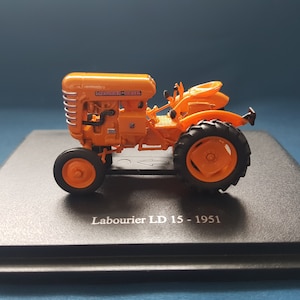 Tractor model, tractor toy, vintage tractor model, labourier