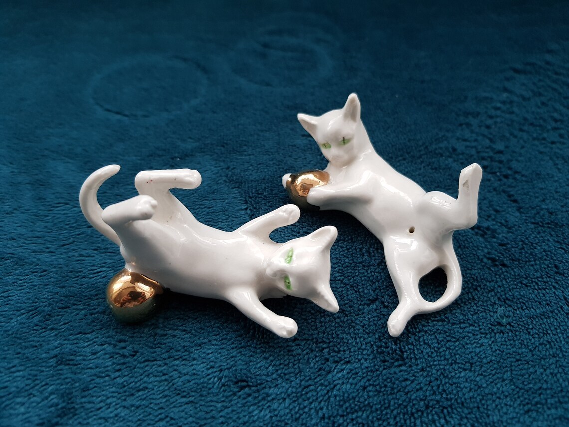 Pottery cats figurine Cats figurine vintage cat figure Etsy