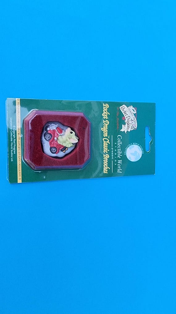 Pocket dragon Brooch, dragon Brooch, Pocket dragon figurine, real Musgrave, animal Brooch, Brooch