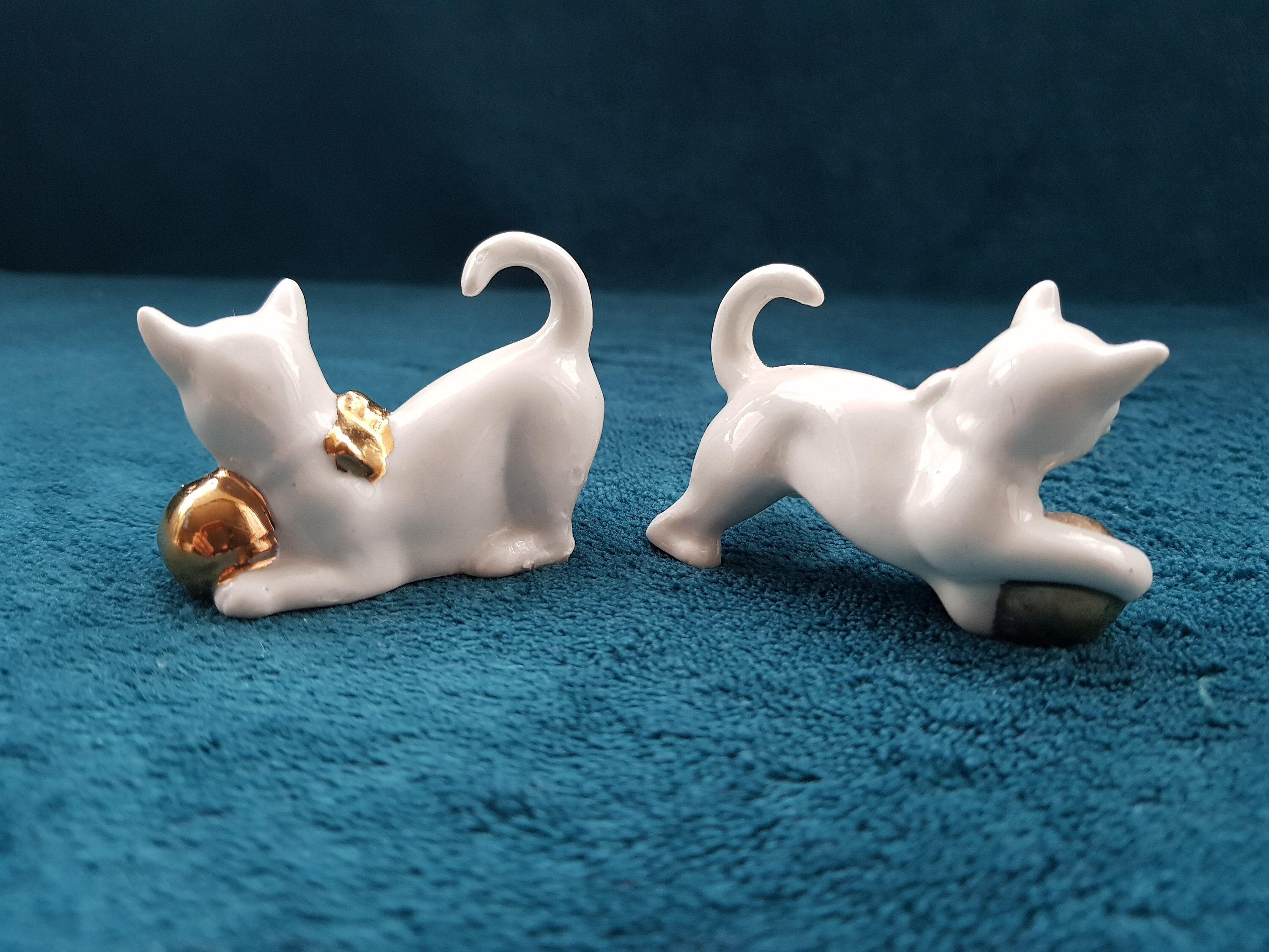 Pottery cats figurine Cats figurine vintage cat figure Etsy