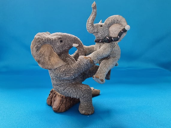Tuskers, éléphant de collection, Henry and Friends