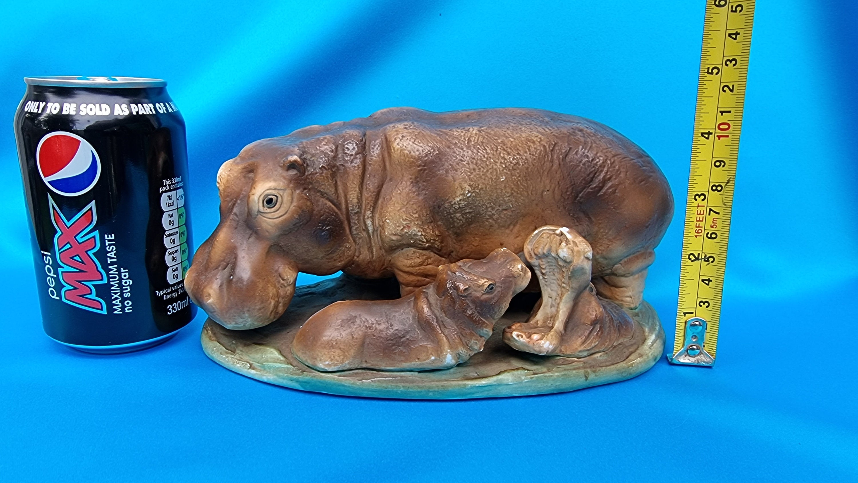 ヴィンテージ磁器製カバの置物 - Etsy 日本