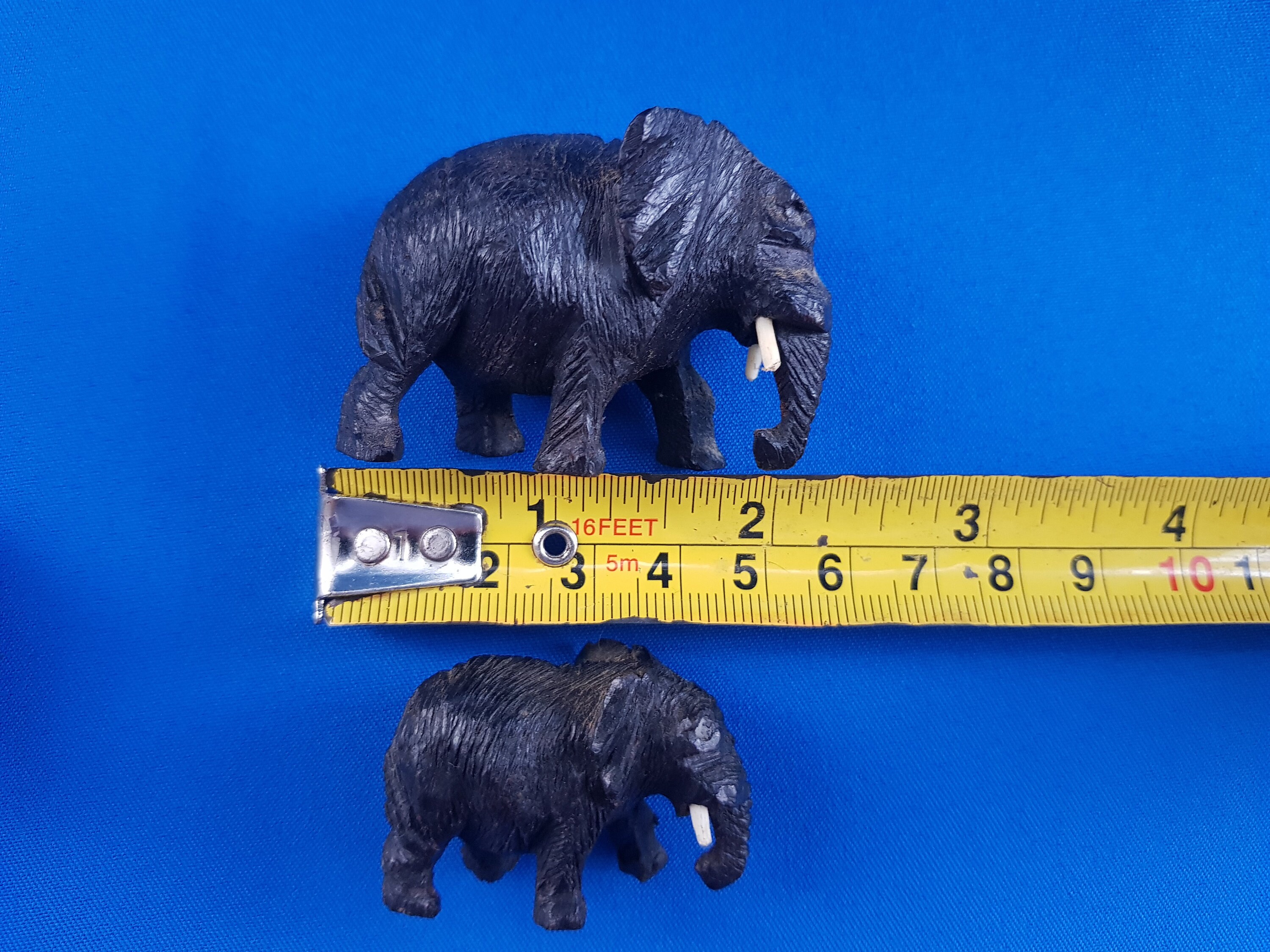 木彫りの象の置物：4体セット、ヴィンテージ装飾品 - Etsy 日本