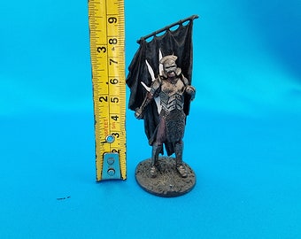Lord of the Rings Uruk Hai Warrior collectible miniature #23 Eaglemoss ...