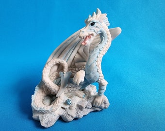 Enchantica dragon, dragon figurine, dragon statue,