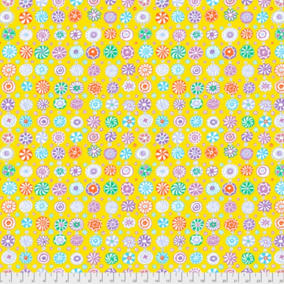 Whirligig Kaffe Fassett Fall 2017 Yellow Item # PWGP166.YELLO