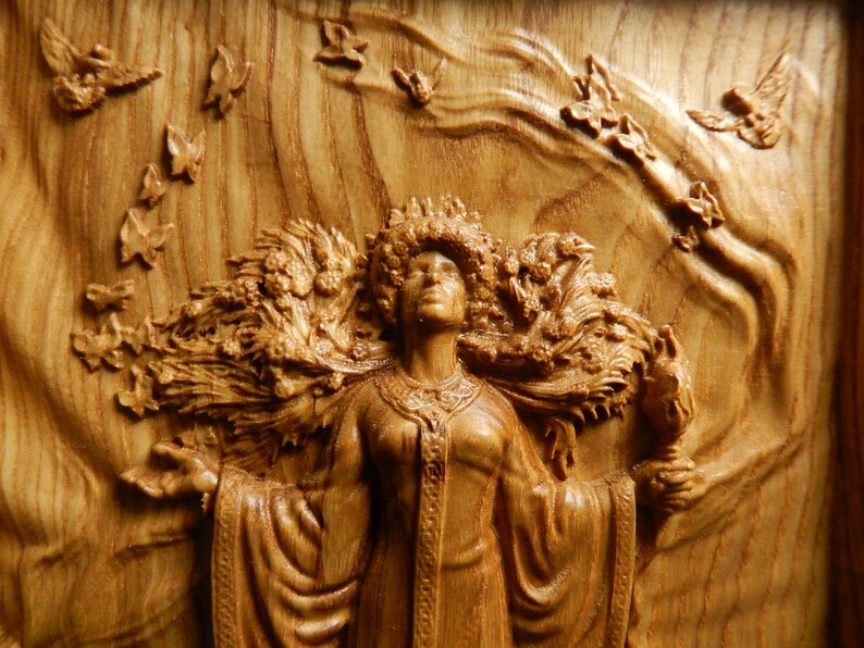 Decoración de pared de la diosa Zhiva, decoración de mitología eslava, placa de madera pagana, diosa de la fertilidad. imagen 3