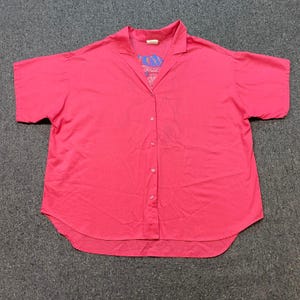 Camiseta feminina Clovis Ruffin Teddy Bear Graphic, tamanho XL, rosa, estilo retrô anos 90.