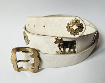 Vintage Zwitserse leren riem met koedetails, witte handgemaakte volksriem, 103 cm