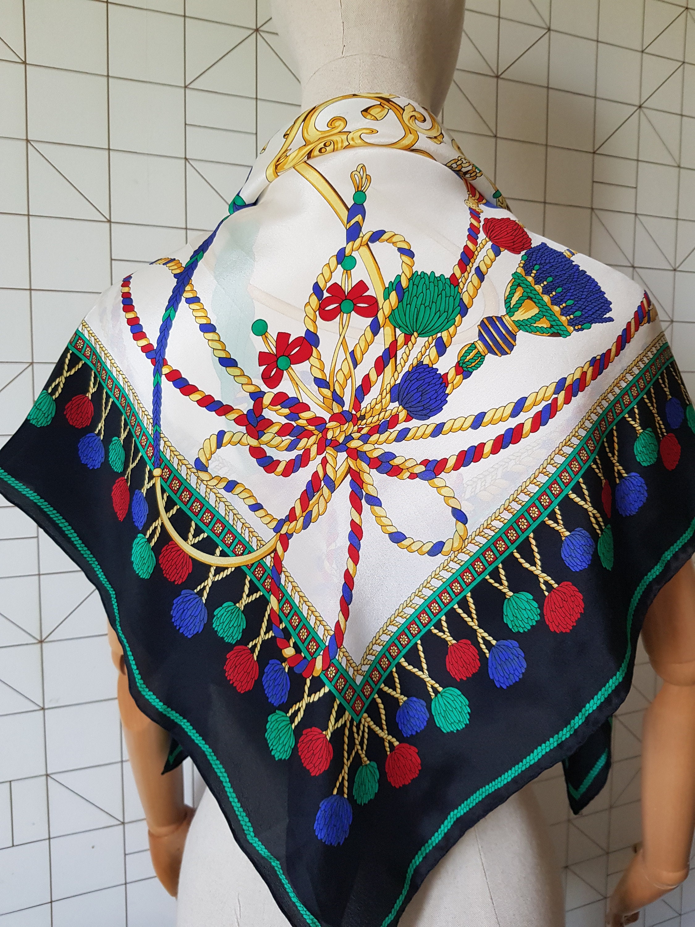 Foulard/carré En Soie 100% LOREDANO - Vintage, Rouge, Environ 90 Cm - Occasion