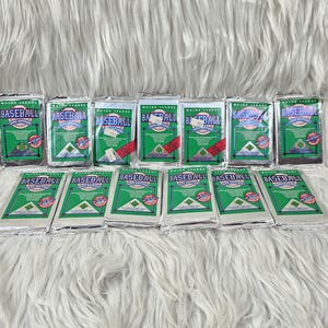 13 Sealed 1990 Upper Deck Baseball Pack - The Collectors Choice -15 Cards