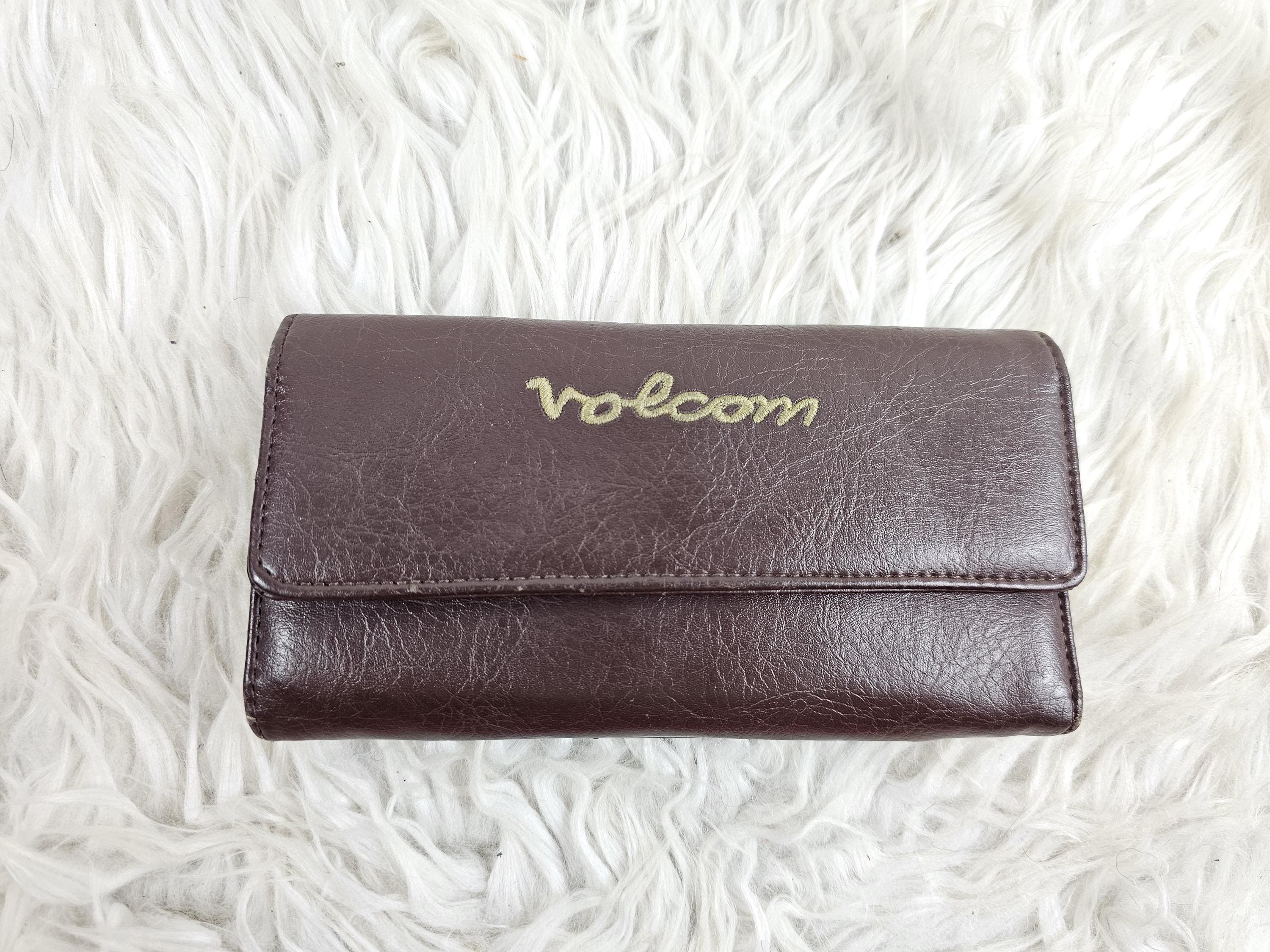 Y2K Rare Volcom Stone Age Brown Genuine Leather Wallet With Change Pocket