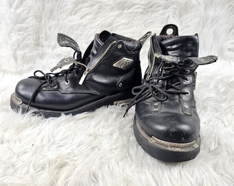 Super rad Harley Davidson Motorcycle Black leather Riding Boots Shoes - size 13 - stock 91639 - showing wear