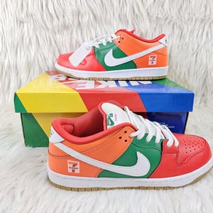 Nike sample shoes for sale hotsell