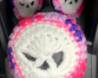 Crochet Skull Gear Shift Cover & Coasters – Spooky Car Decor