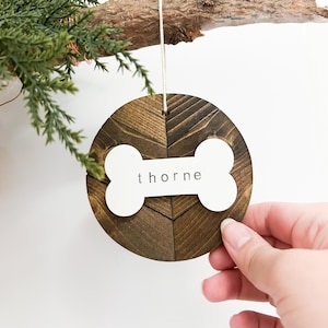 Gepersonaliseerde kerstornament hondenbot, aangepast cadeau koosnaampje