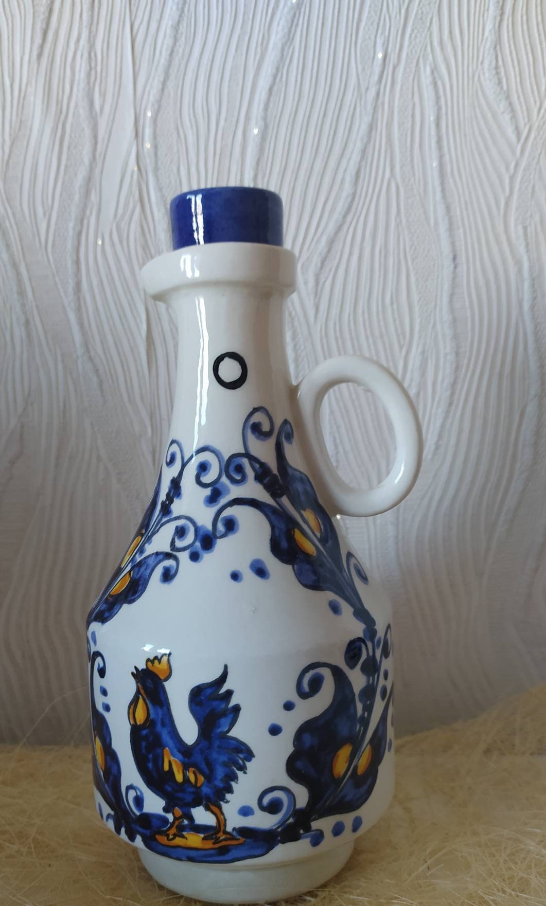 Huillier ou Vinaigrier en Porcelaine Vintage