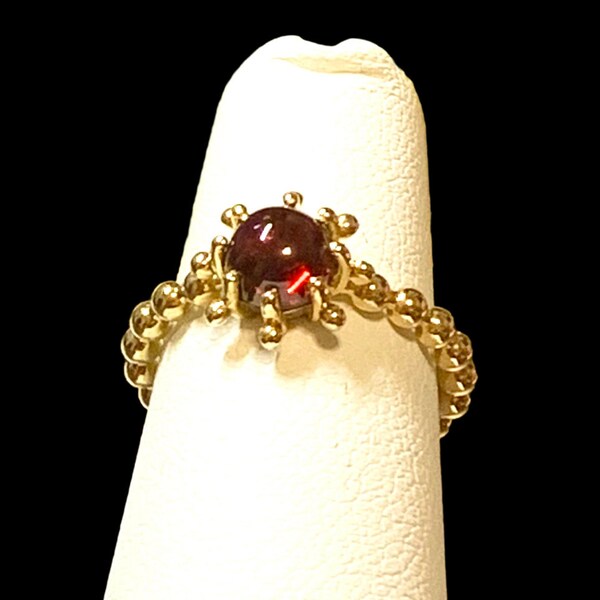 DOT MATRIX RING With a Garnet pin 14ky