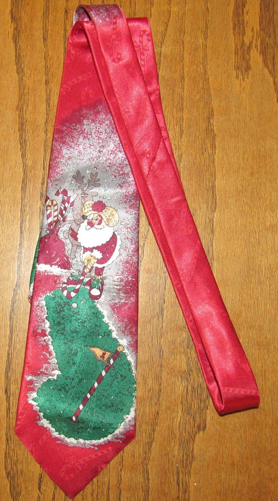 Hallmark Tie, Santa playing mini golf, Free Shippi