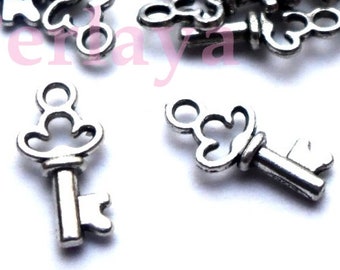 50 16mm REF255 silver key charms