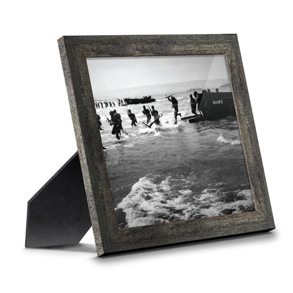 D-Day Landing, World War 2 Image, Military Framed Picture, 10x10 8524