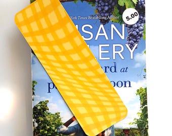 Reversible 2-Sided Bookmark Set: Green Checkerboard and Orange and Strawberry Fruits