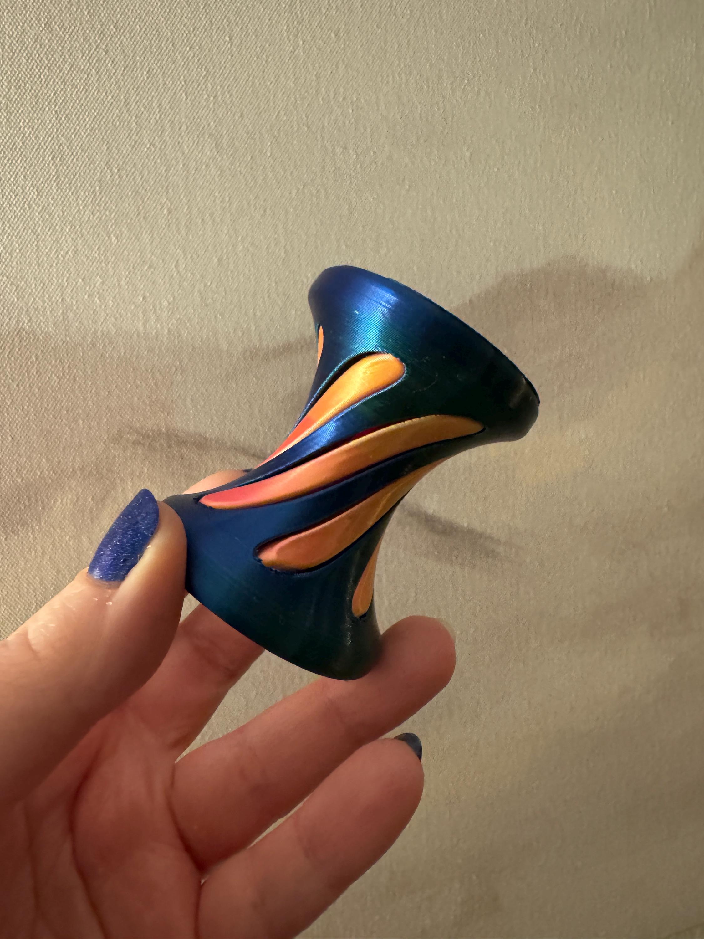 Hourglass Vortex Fidget - Etsy