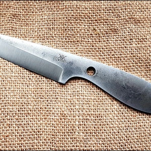 Handgefertigter Messerklingenrohling - Modell EDC