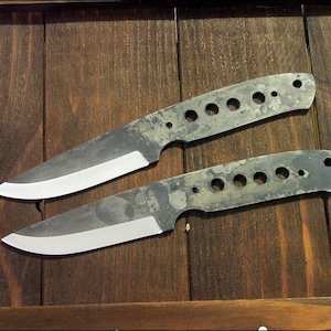 Hoja de cuchillo hecha a mano - modelo 1