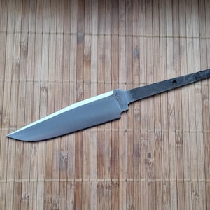 Ebauche de lame de couteau faite main - modèle 4