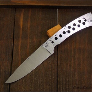 Hoja de cuchillo hecha a mano - modelo 2
