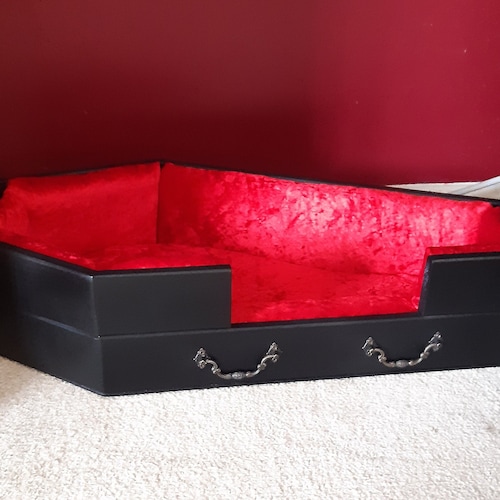 Gothic Vampire Coffin Shaped Dog Cat Pet Bed With Velvet Lined Etsy UK