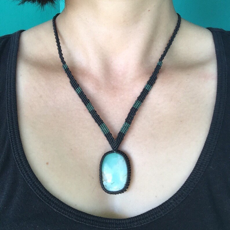 Handmade macrame necklace with chrysoprase macrame healing gemstone necklace Chrysoprase necklace gift chakra healing necklace