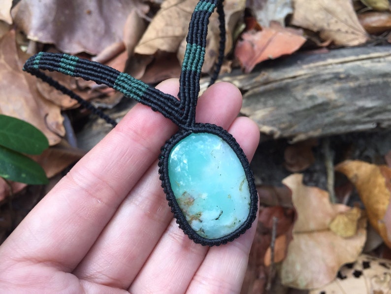 Handmade macrame necklace with chrysoprase macrame healing gemstone necklace Chrysoprase necklace gift chakra healing necklace