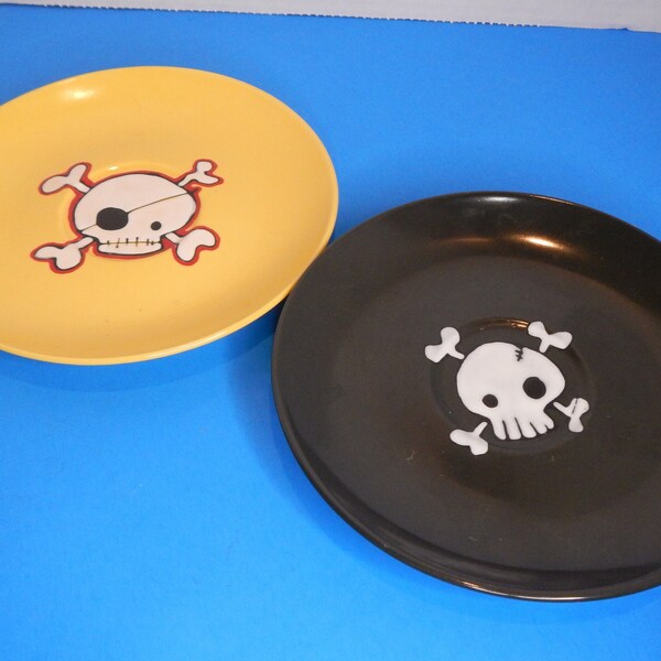 Vintage 2 Skull Ketto Design Decorative Dinner Plates Yellow Black Canada