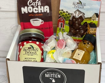 Made in Michigan Gift Basket | Michigan Care Package | Michigan Gift Basket | Michigan Gift Box - Mini Cherry Box