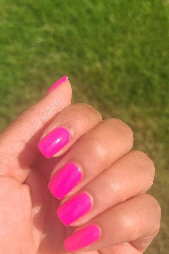 OPI on Instagram: “Hot pink nails are the perfect shade to show everyone  that you're ready for summ… | Pink nails opi, Pink nail colors, Acrylic  nails coffin classy