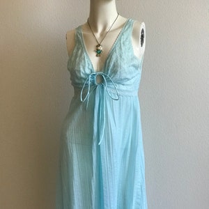 Blue Bliss Vintage Keyhole Nightgown Medium / Blue Empire Waist Nightgown / Silky Fly A Way Gown / Summer Lingerie / Lingerie Dress image 3