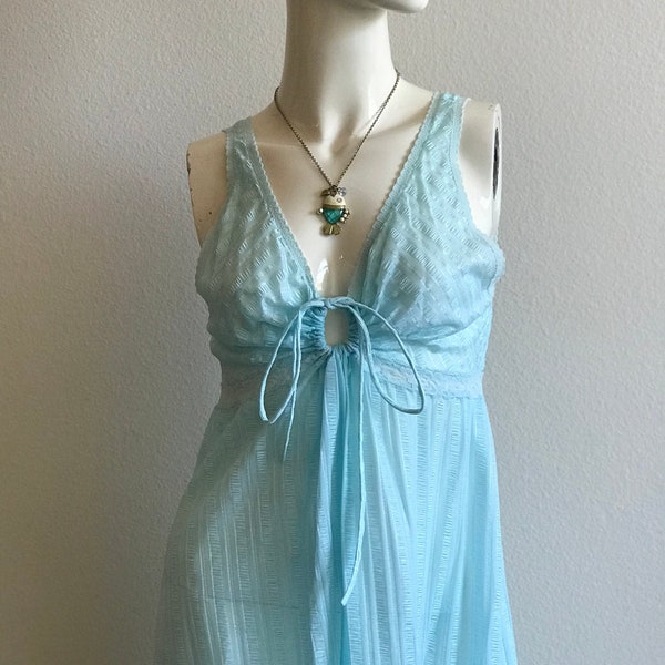 Blue Bliss Vintage Keyhole Nightgown - Medium / Blue Empire Waist Nightgown / Silky Fly A Way Gown / Summer Lingerie / Lingerie Dress